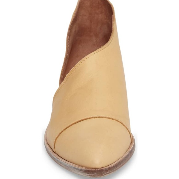 Free People Flat Royale - Picture 4 of 8